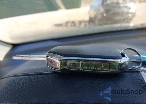 2021 Kia Forte Lxs из США, поврежденный, VIN 3KPF24AD0ME360234